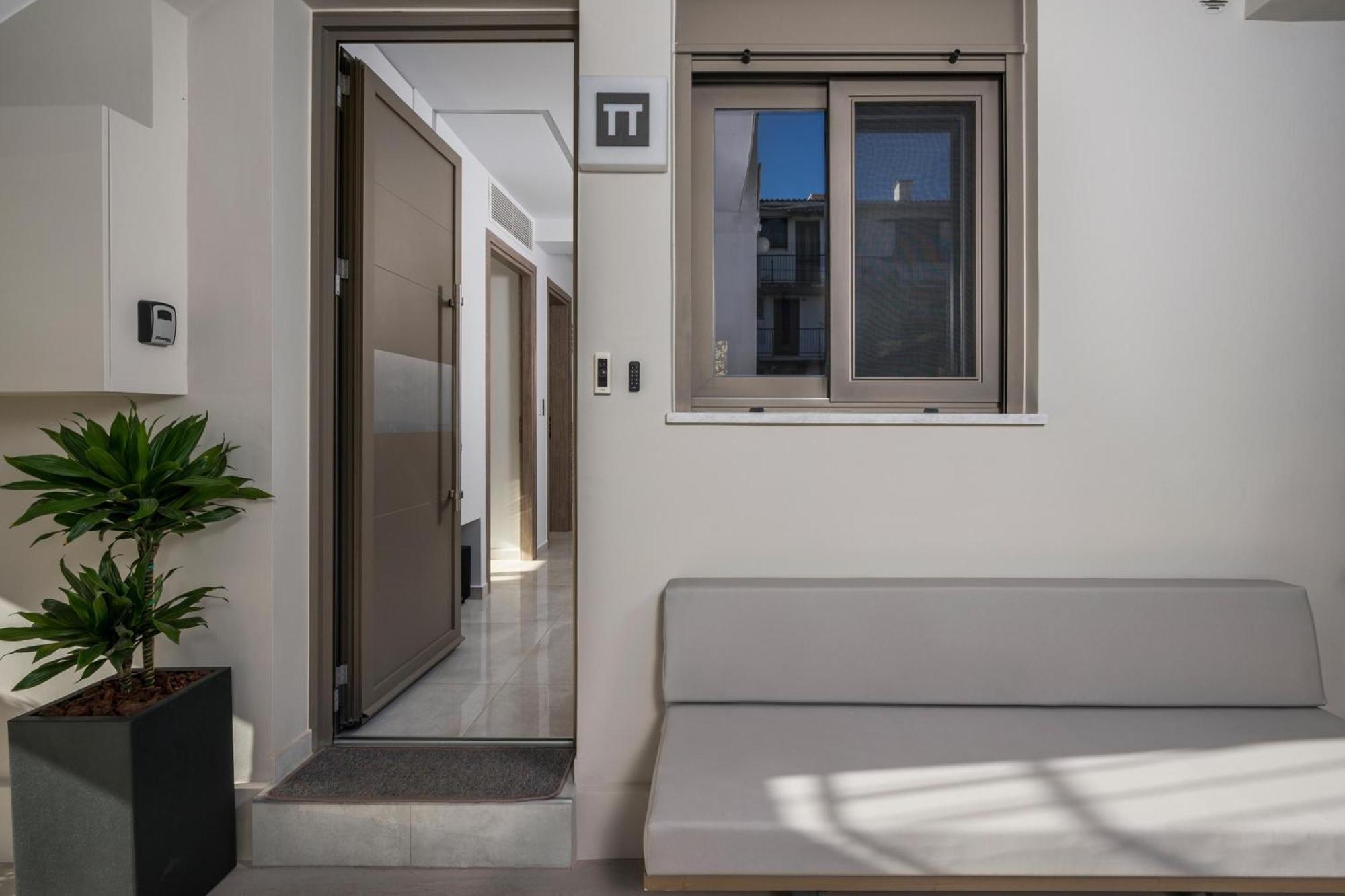 Π Suite Project: Smart Bnb Chania  Exterior photo